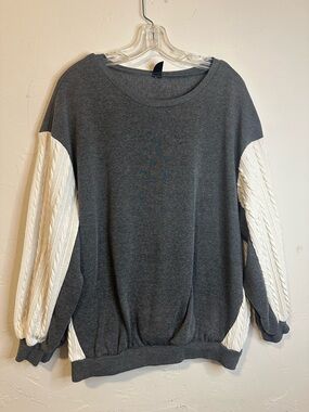 SHEIN Charcoal Gray Pullover with Cream Cable-Knit Sleeves